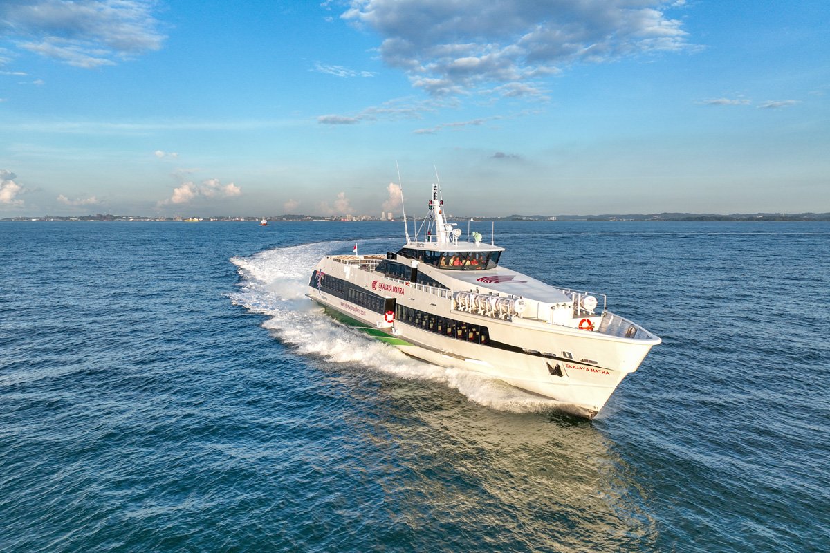 eka jaya fast boat