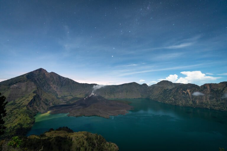 Mount Rinjani hostory